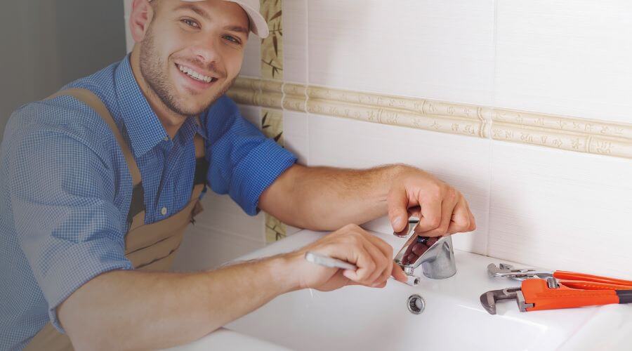 Handle or spout repair in Gowrie, IA
